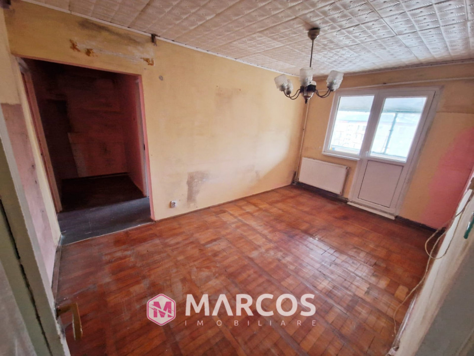 Apartament 3 camere semidecomandat Micro 1 - Govandari - ID 1058