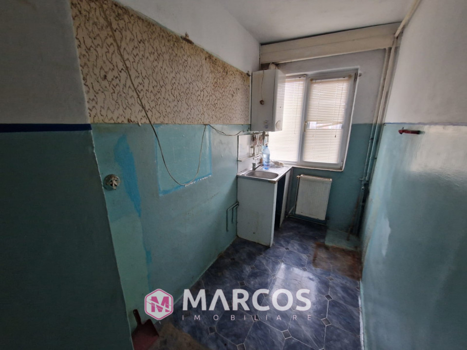 Apartament 3 camere semidecomandat Micro 1 - Govandari - ID 1058