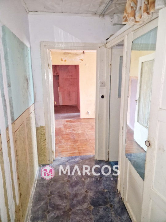 Apartament 3 camere semidecomandat Micro 1 - Govandari - ID 1058