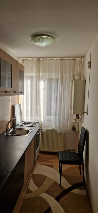 Apartamnet 2 camere str Lipova bl 1,sc1,et 1 ID 1064