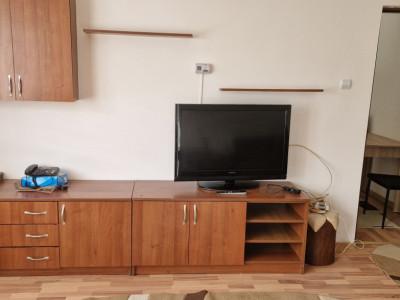 Apartamnet 2 camere str Lipova bl 1,sc1,et 1 ID 1064