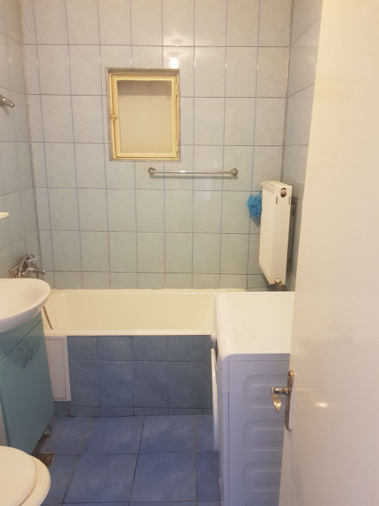 Apartament 4 camere decomandat Ineului nr 1 Id 579